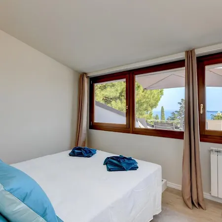 Daire Cupido Gardone Riviera