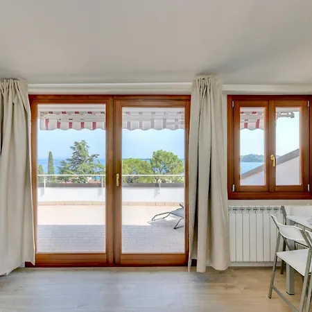 Cupido Gardone Riviera
